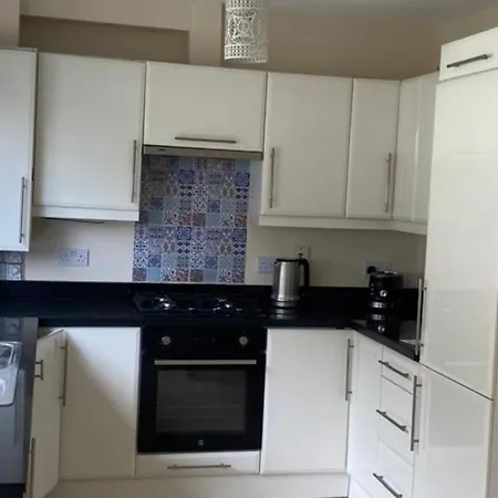 3 Bedroom Home, Walk To Town * An Cóbh