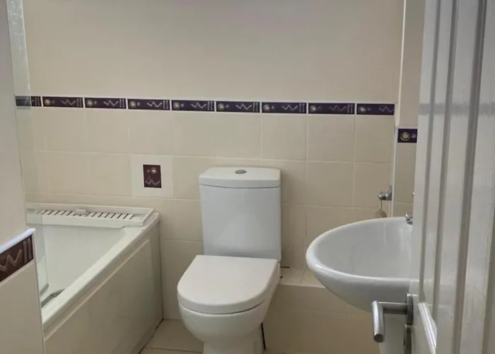 3 Bedroom Home, Walk To Town Appartamento An Cóbh