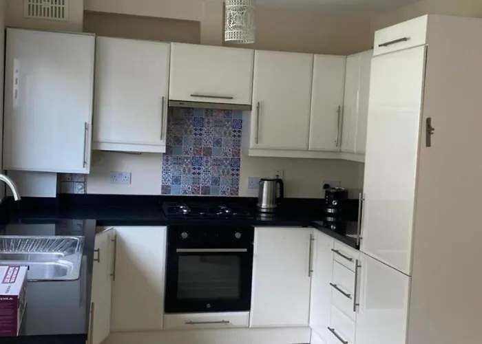 3 Bedroom Home, Walk To Town * An Cóbh